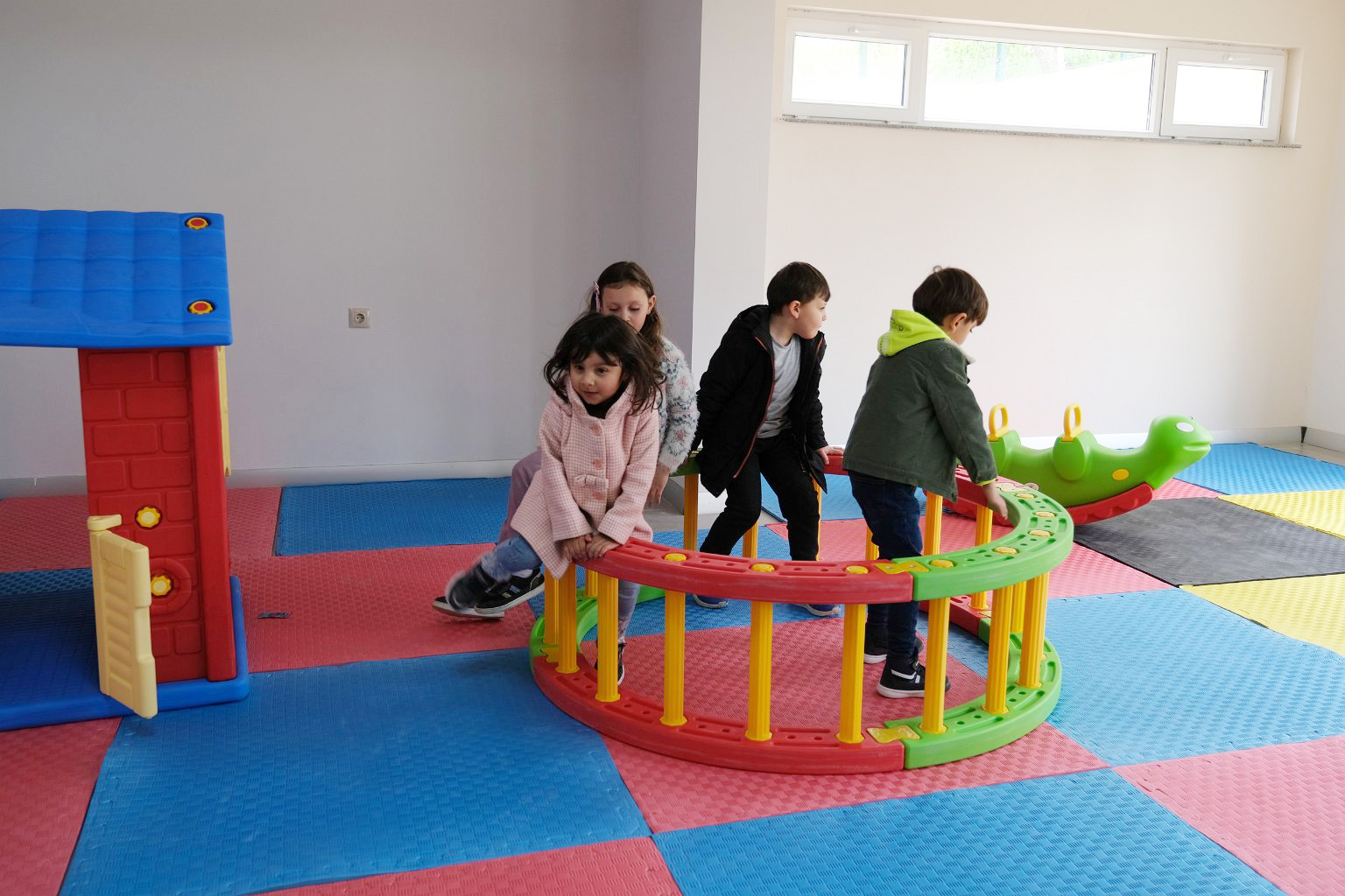 Kurumumuzdan Kareler